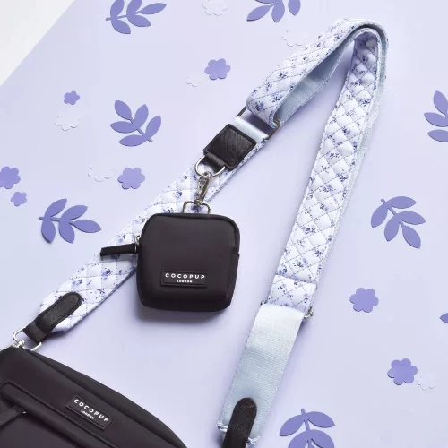 Cocopup London - Táska szíj ( Quilted Ditsy Floral Periwinkle Regular price)